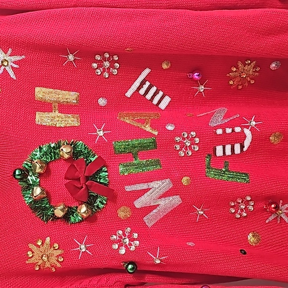 Holiday sweater. Never worn - Picture 2 of 2